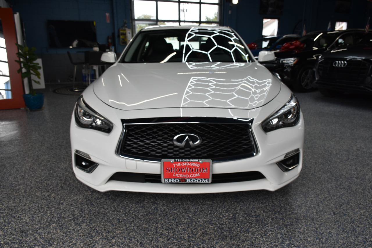 Used 2019 INFINITI Q50 Luxe w/ Essential Package (3.0T Luxe) AWD/4WD image 12