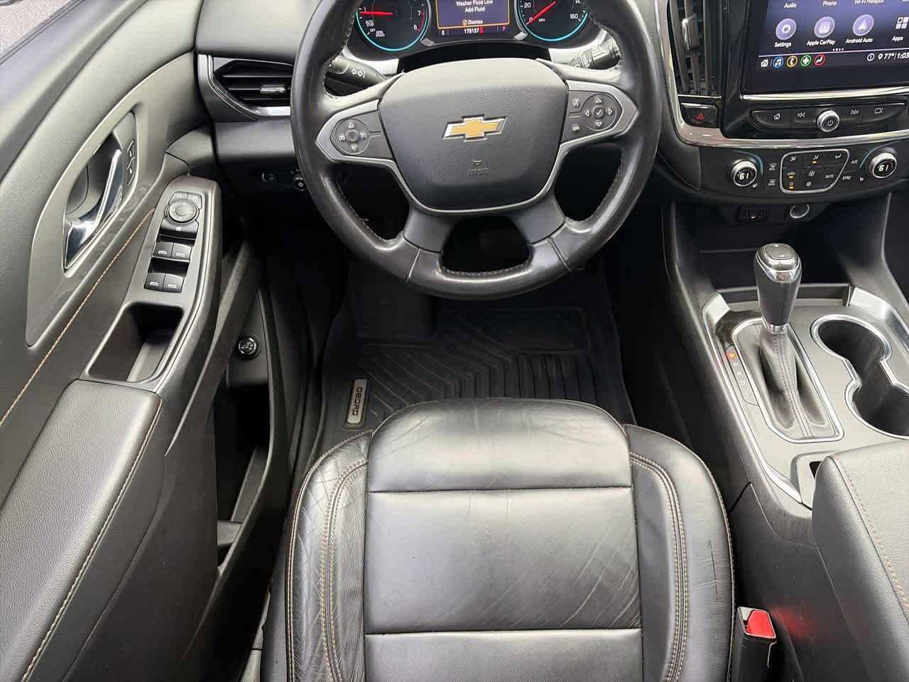 Used 2020 Chevrolet Traverse LT FWD image 12