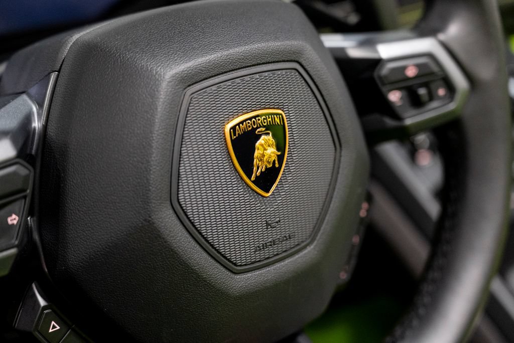 Used 2016 Lamborghini Huracan LP 610-4 AWD/4WD image 49