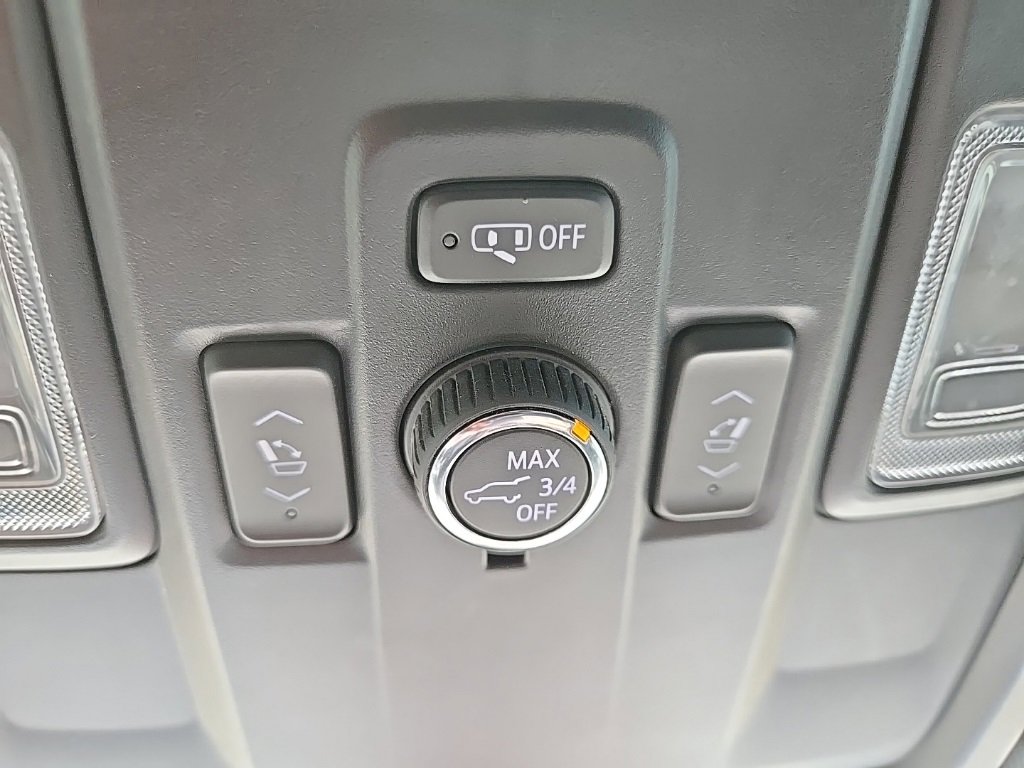 Used 2021 Chevrolet Tahoe High Country image 71