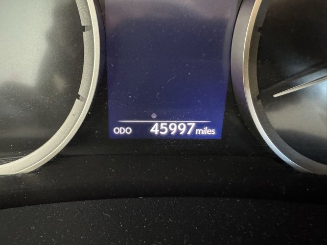 Used 2016 Lexus IS 300 AWD image 14