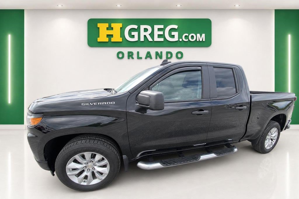 Used 2020 Chevrolet Silverado 1500 Custom w/ Custom Value Package AWD/4WD image 7