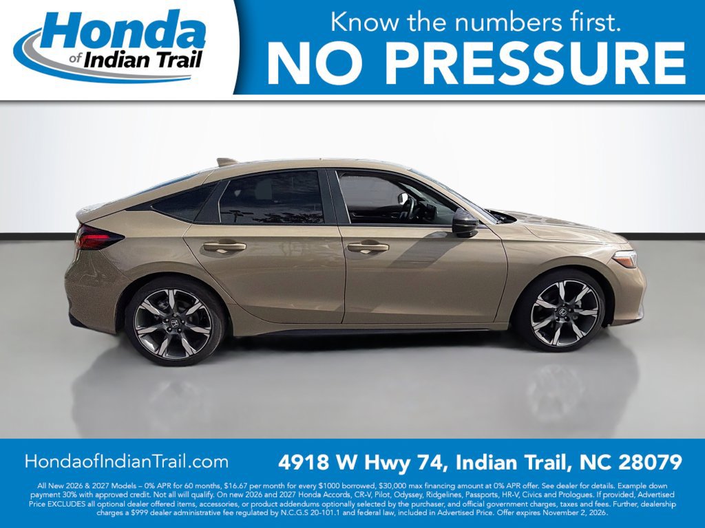 Used 2025 Honda Civic Sport Touring image 4