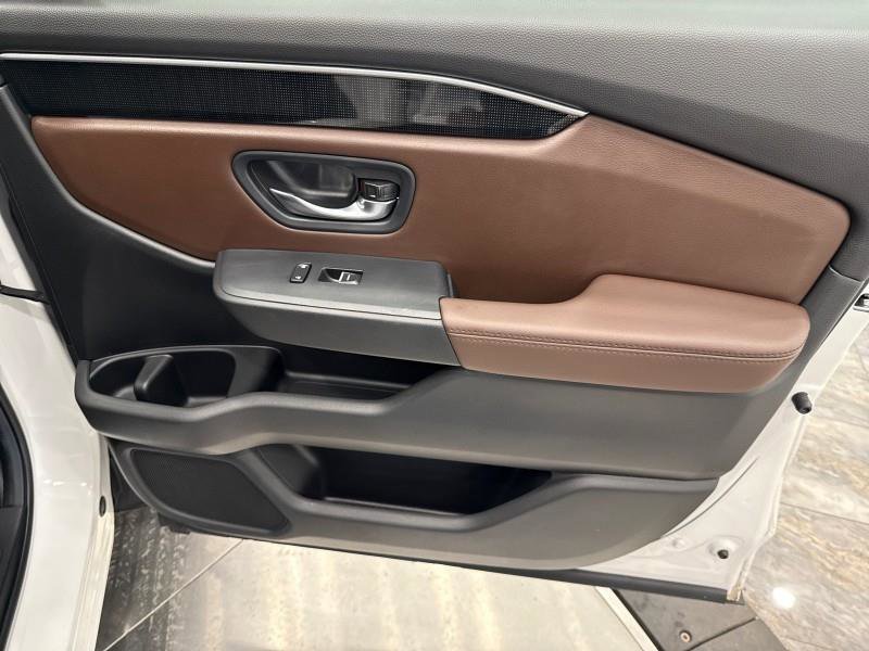 Used 2025 Honda Pilot Elite image 56