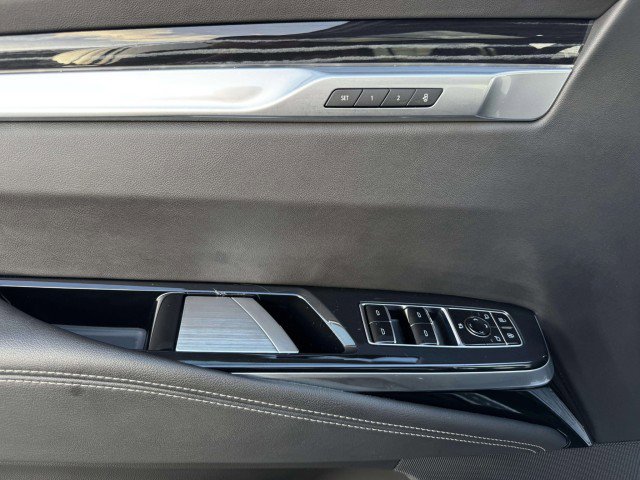 Used 2025 Cadillac Escalade ESV Sport w/ Touring Package image 17