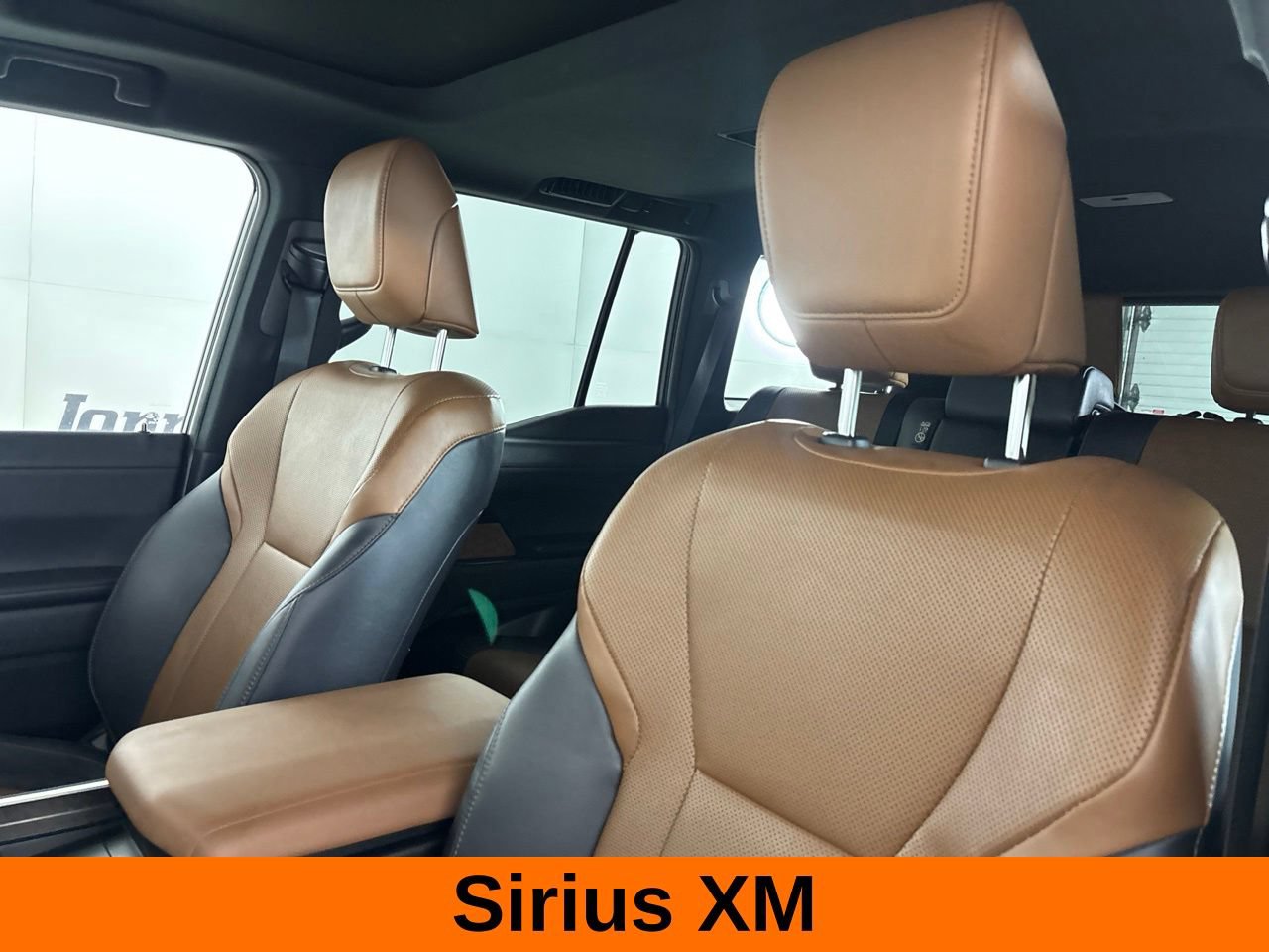 Used 2024 Lexus GX 550 w/ Cold Area Package AWD/4WD image 15