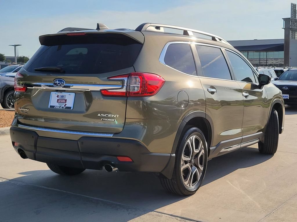 Used 2025 Subaru Ascent Touring AWD/4WD image 4