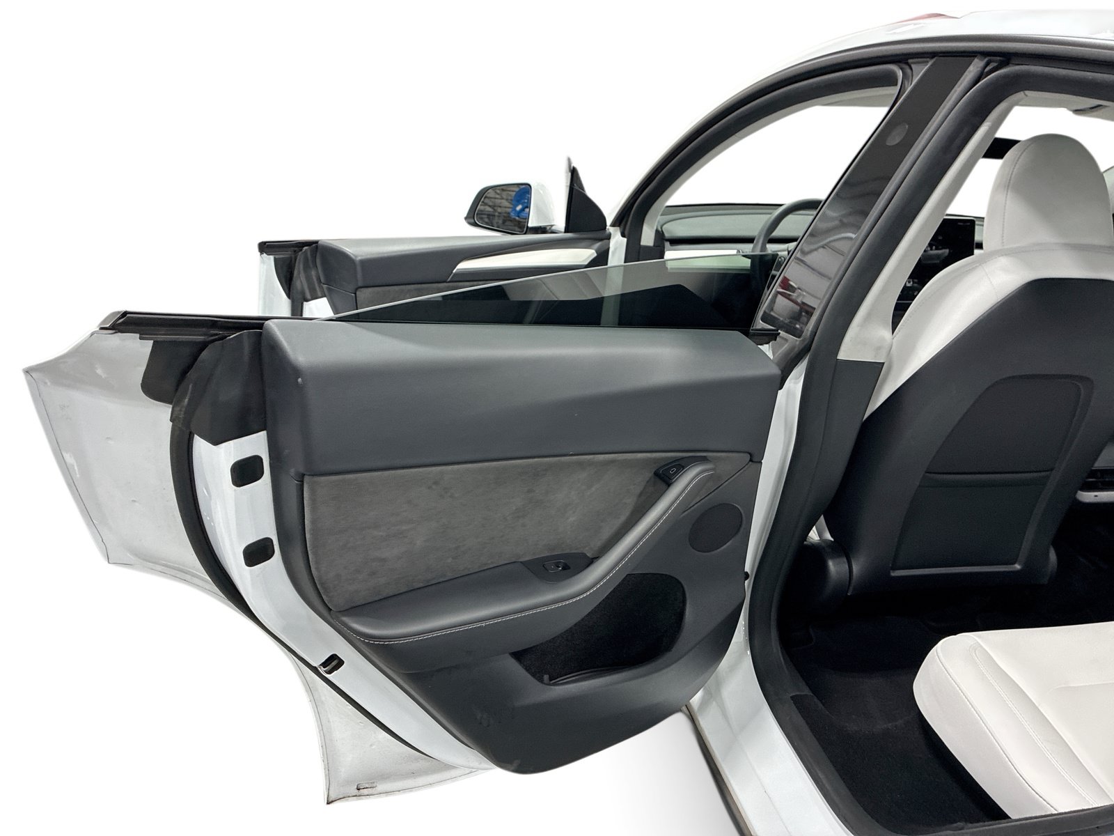 Certified 2023 Tesla Model Y Long Range AWD/4WD image 10