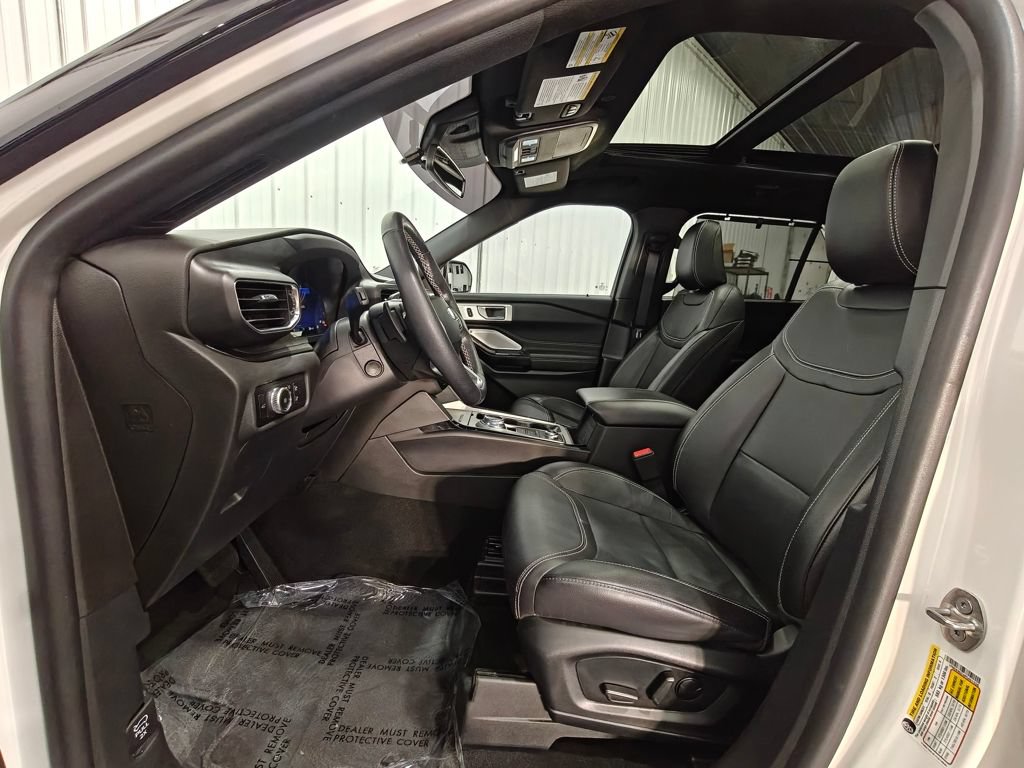 Used 2023 Ford Explorer ST w/ Equipment Group 401A AWD/4WD image 33