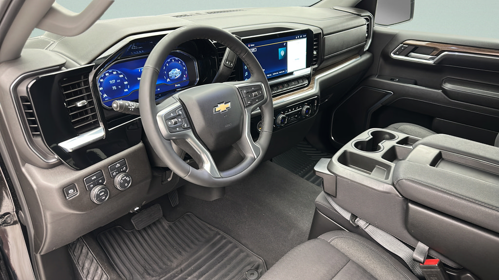 Used 2024 Chevrolet Silverado 1500 LT AWD/4WD image 14