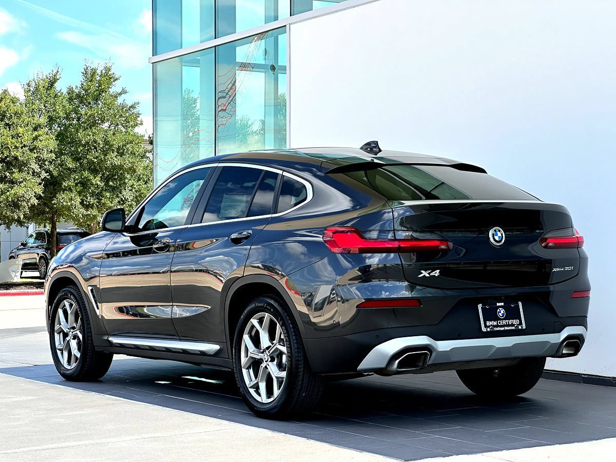 Used 2024 BMW X4 xDrive30i w/ Parking Assistance Package AWD/4WD image 7