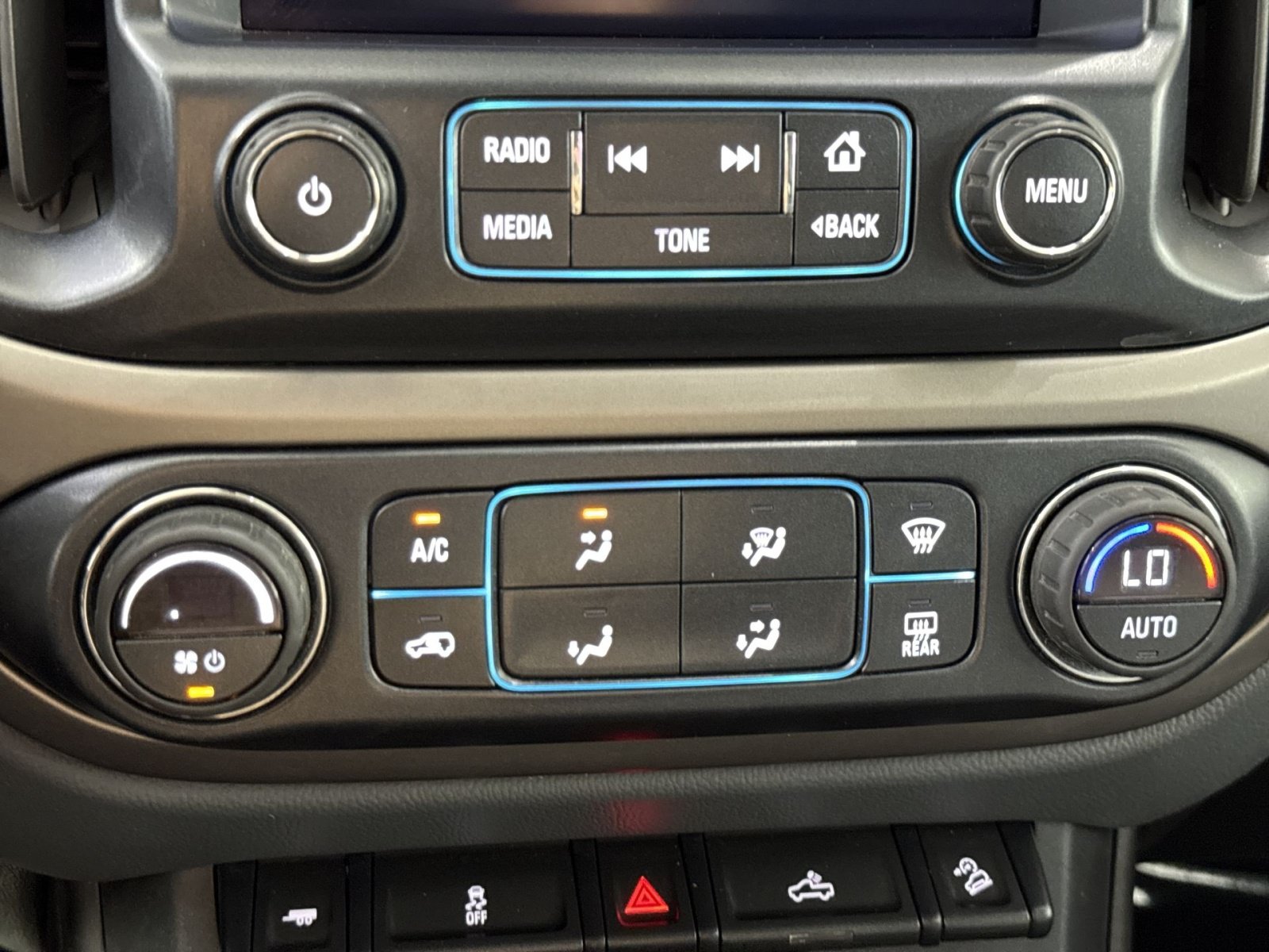 Used 2016 Chevrolet Colorado Z71 AWD/4WD image 22