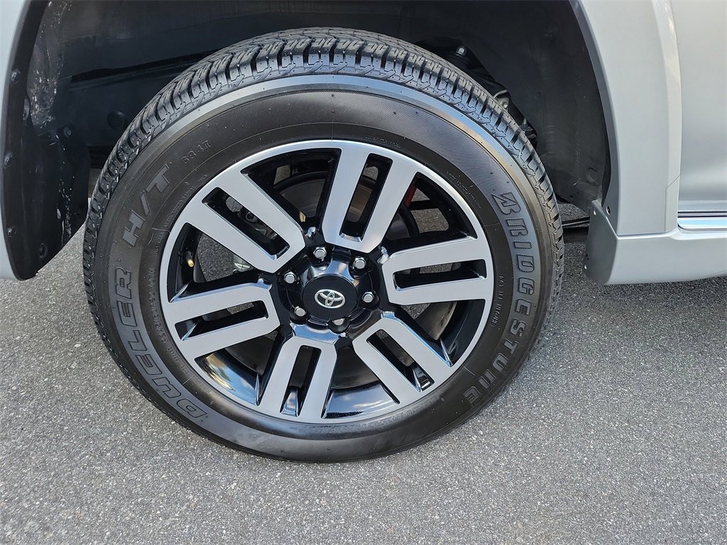 Used 2024 Toyota 4Runner Limited image 7