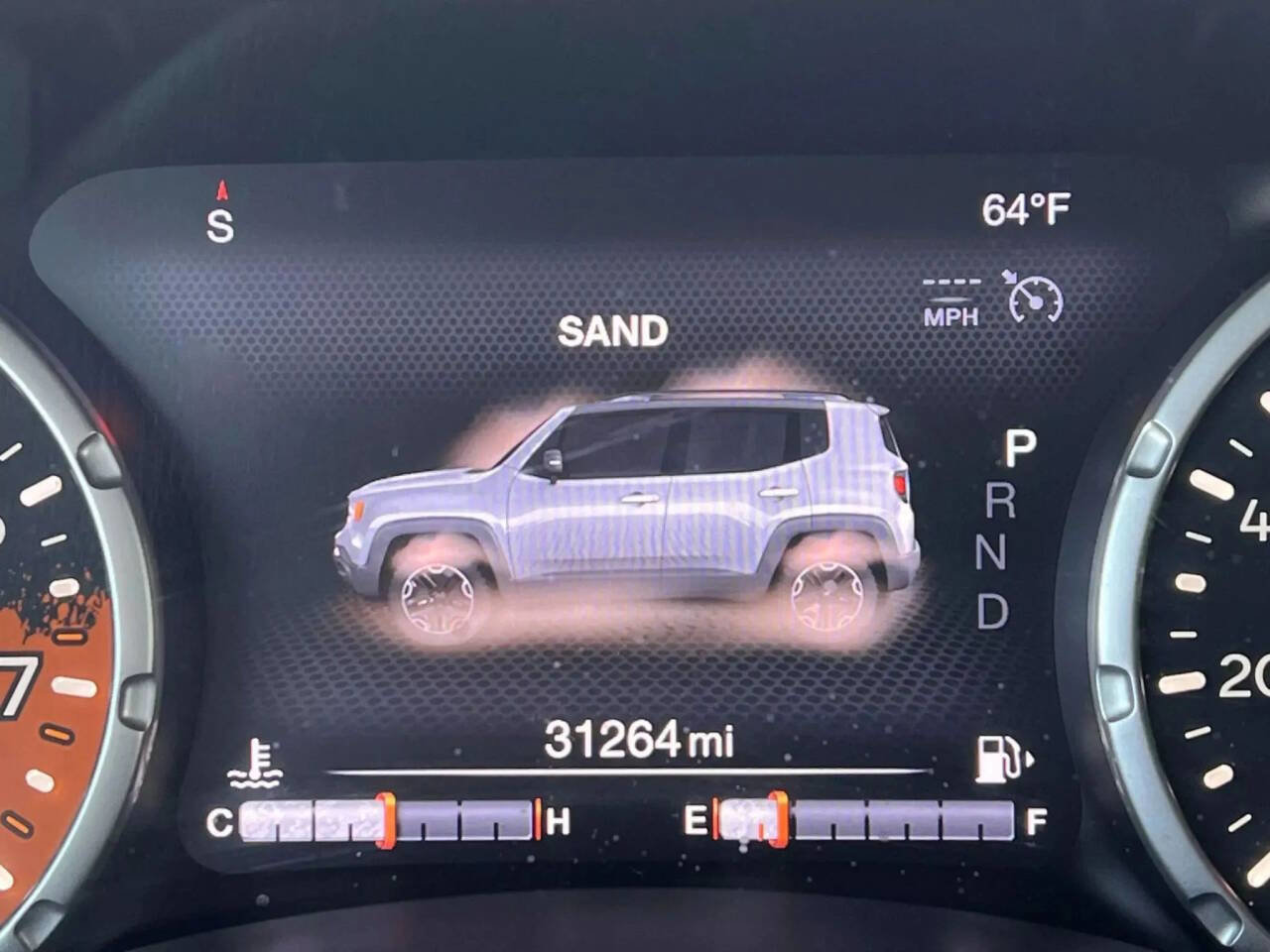 Used 2015 Jeep Renegade Trailhawk w/ Safety & Security Group I AWD/4WD image 37