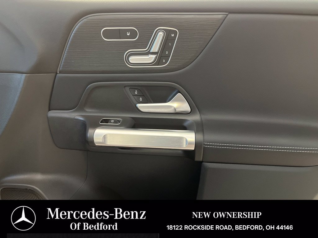 Used 2026 Mercedes-Benz GLB 250 4MATIC image 20