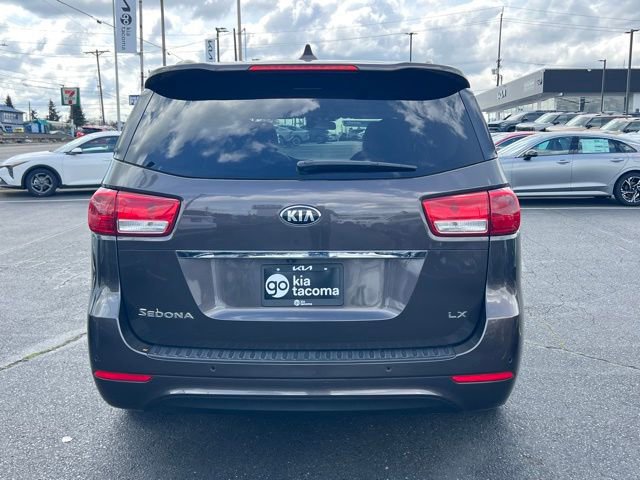 Used 2016 Kia Sedona LX w/ LX Convenience Package image 8