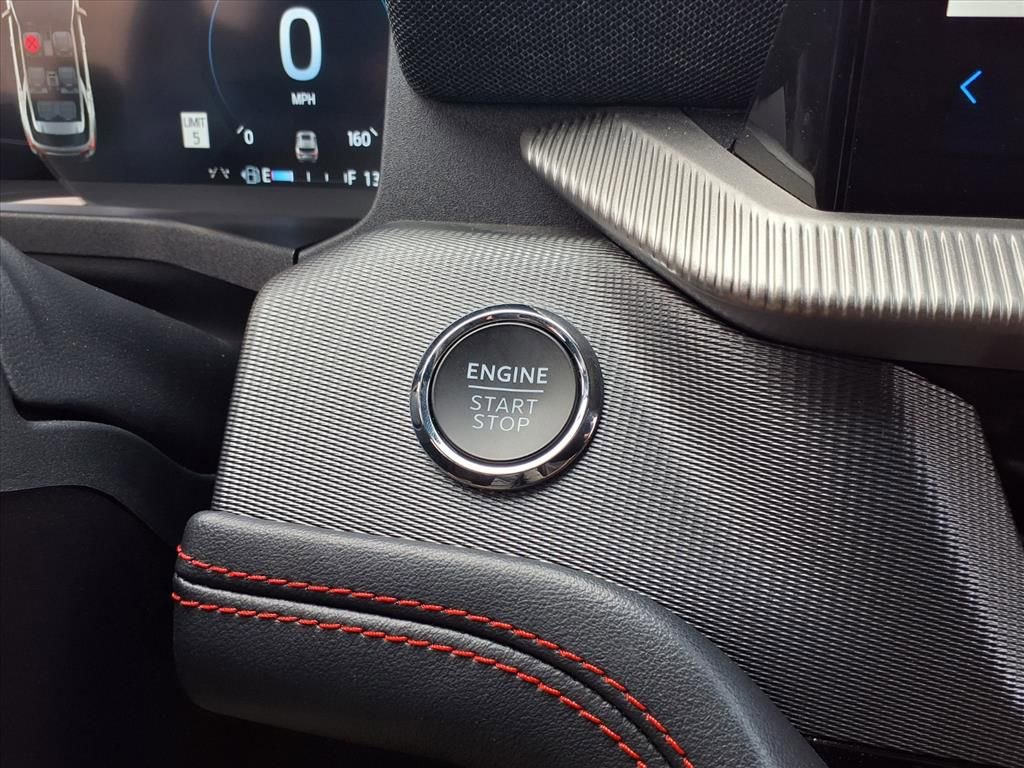 Used 2025 Ford Explorer ST image 11