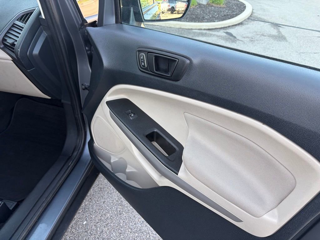 Used 2021 Ford EcoSport S FWD image 27