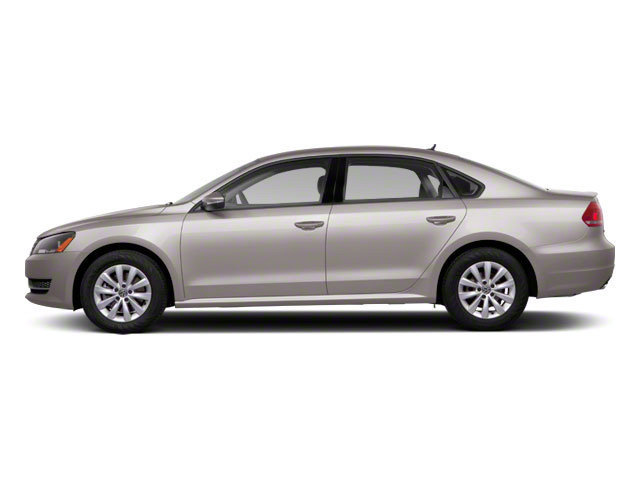 Used 2013 Volkswagen Passat 2.5 SEL Premium FWD image 3