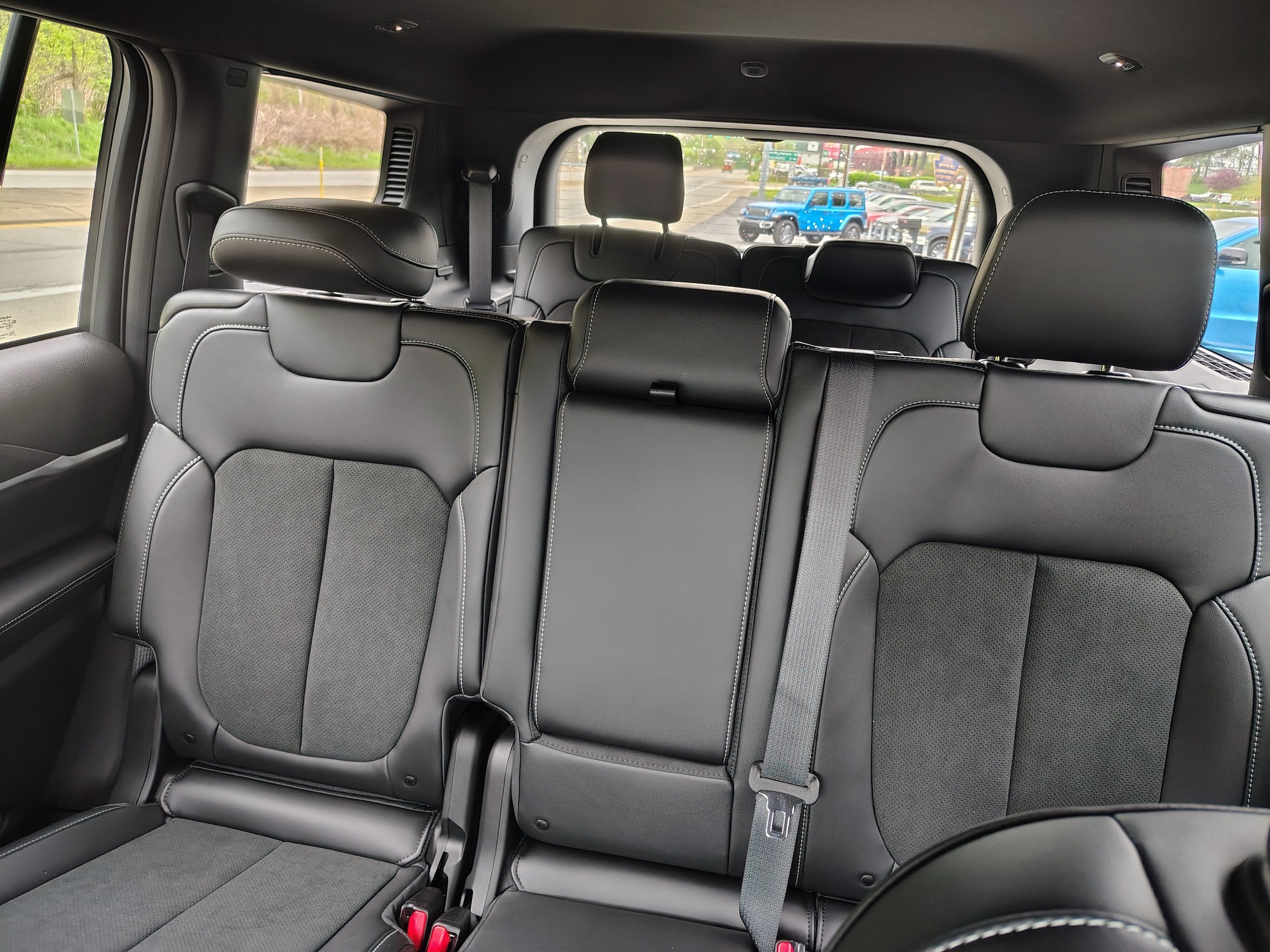 New 2026 Jeep Grand Cherokee L 4WD image 23