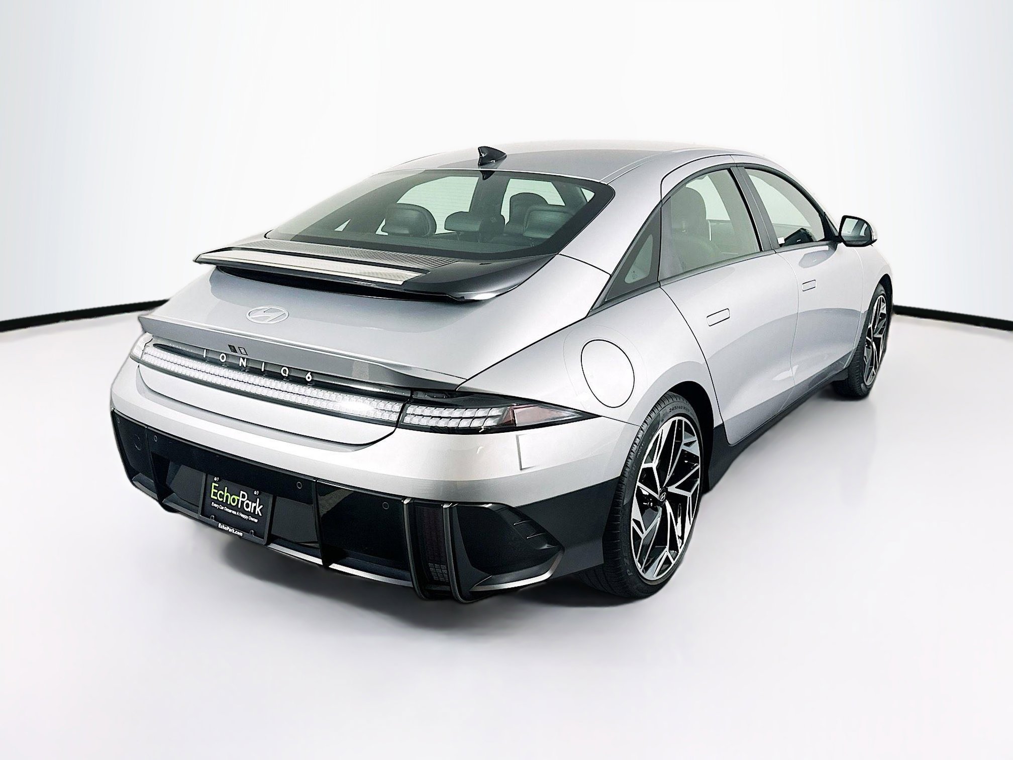 Used 2024 Hyundai Ioniq 6 SEL RWD image 9