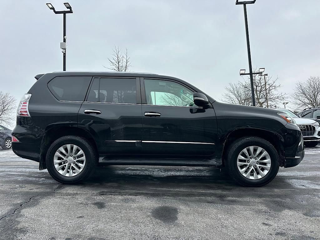Used 2019 Lexus GX 460 image 13