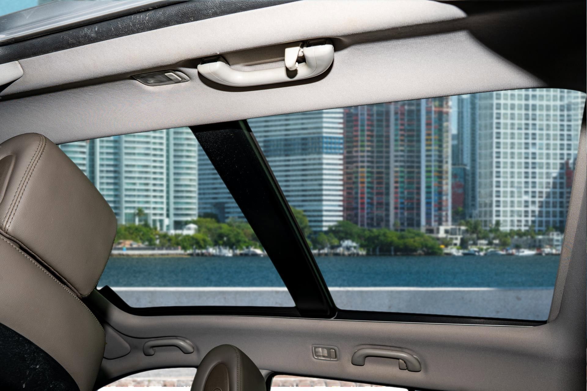 Used 2018 Hyundai Santa Fe Sport image 20