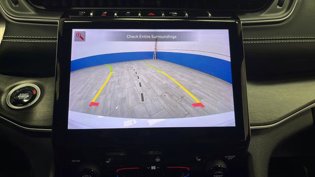 Used 2024 Jeep Grand Cherokee L Limited w/ Black Appearance Package image 14