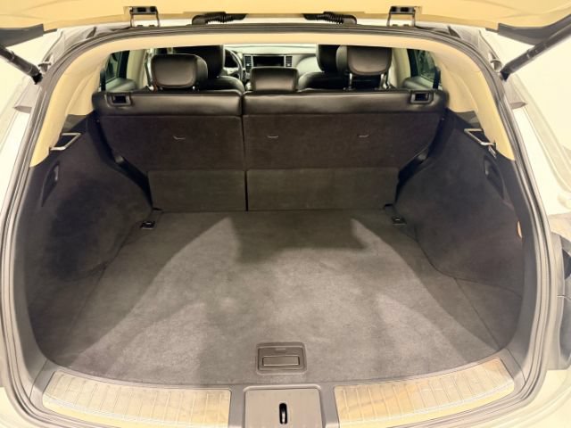 Used 2011 INFINITI FX35 AWD w/ Premium Pkg image 20