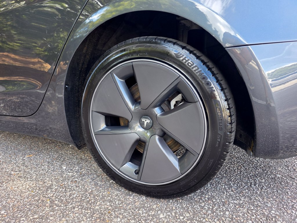 Used 2023 Tesla Model 3 Long Range AWD/4WD image 28