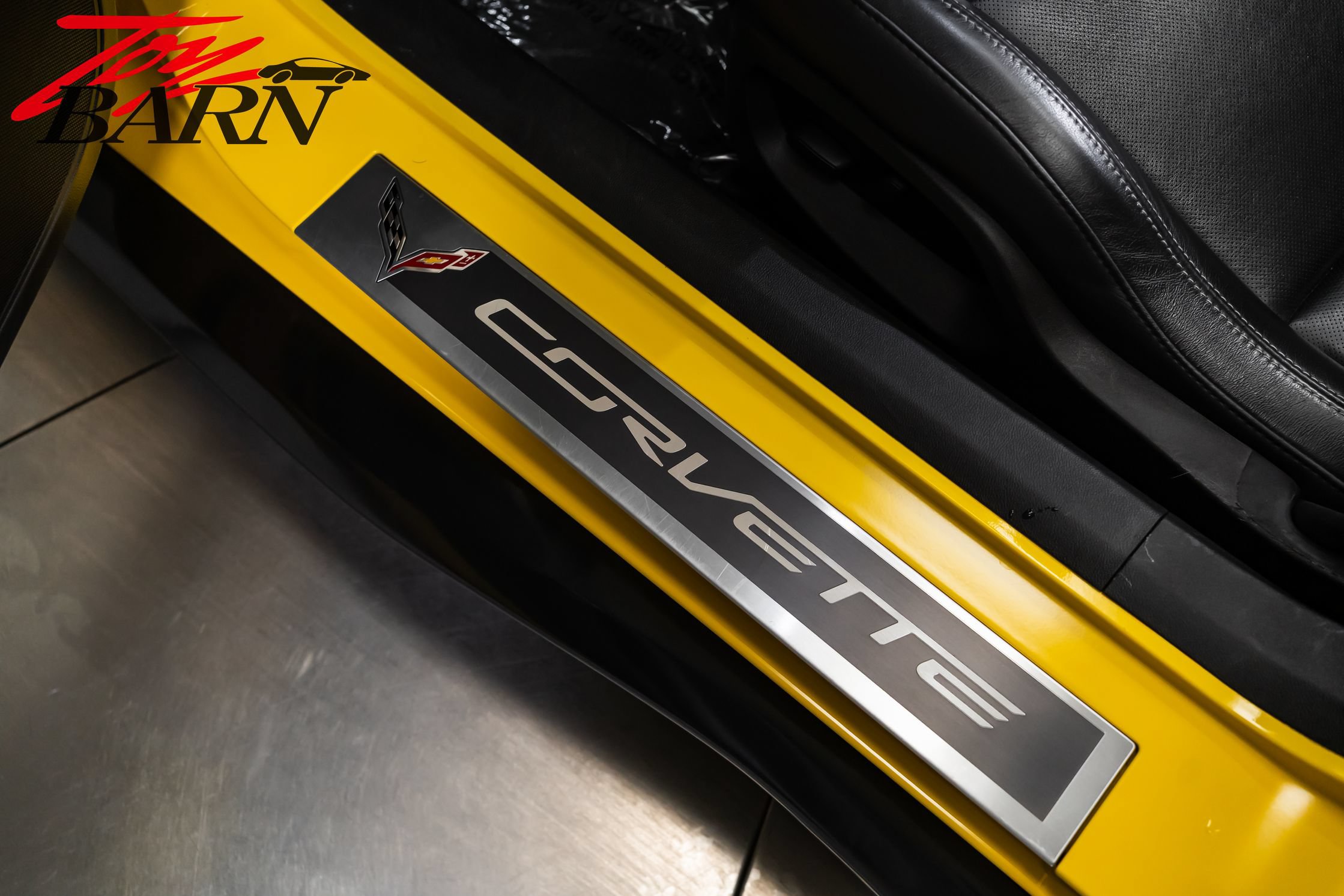Used 2019 Chevrolet Corvette Grand Sport w/ Carbon Flash Badge Package RWD image 26