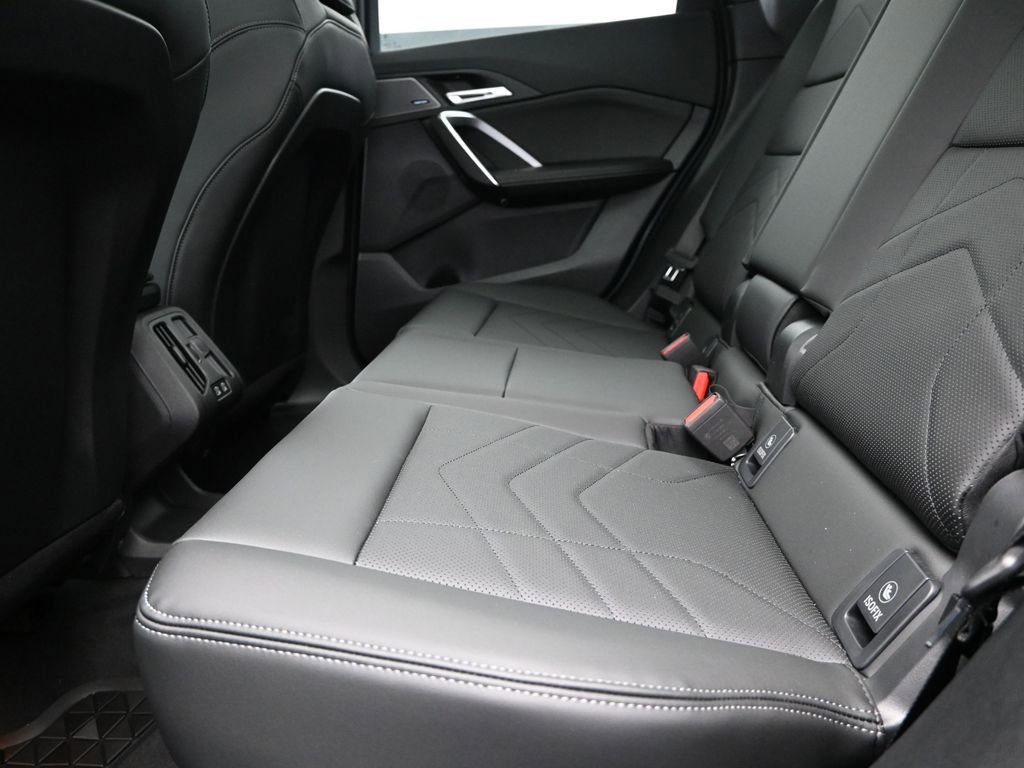 New 2026 BMW X1 xDrive28i w/ Technology Package image 16