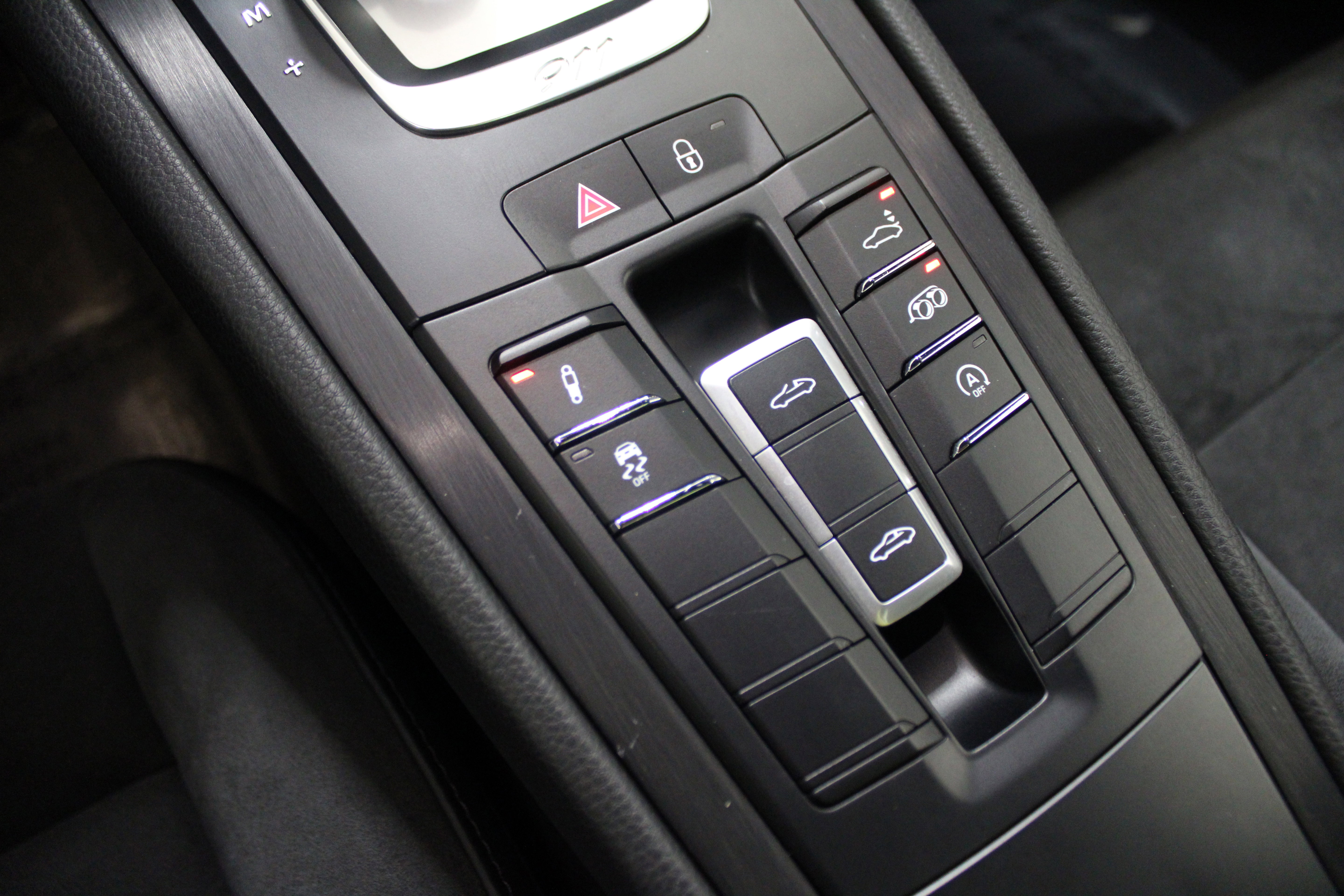 Certified 2019 Porsche 911 Targa 4 GTS image 33