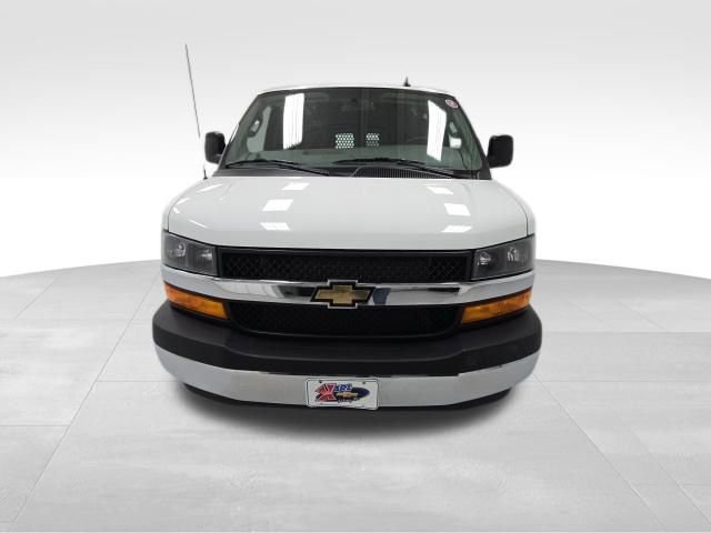Certified 2024 Chevrolet Express 2500 w/ Driver Convenience Package image 8