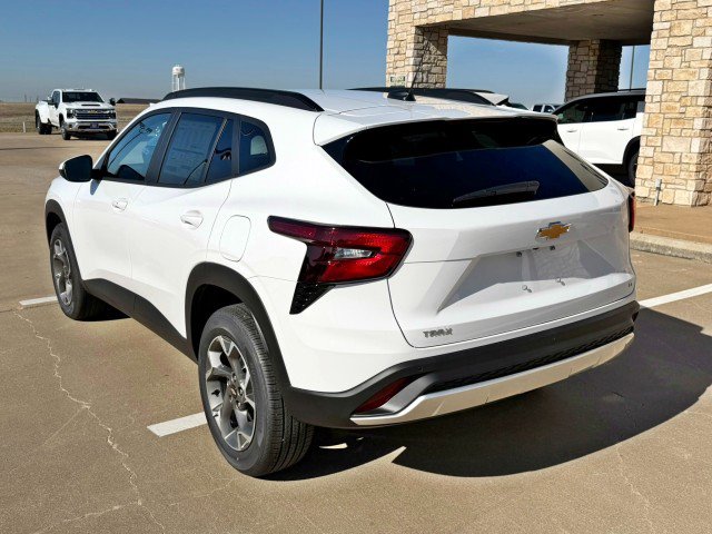 New 2026 Chevrolet Trax LT w/ Driver Confidence Package image 3