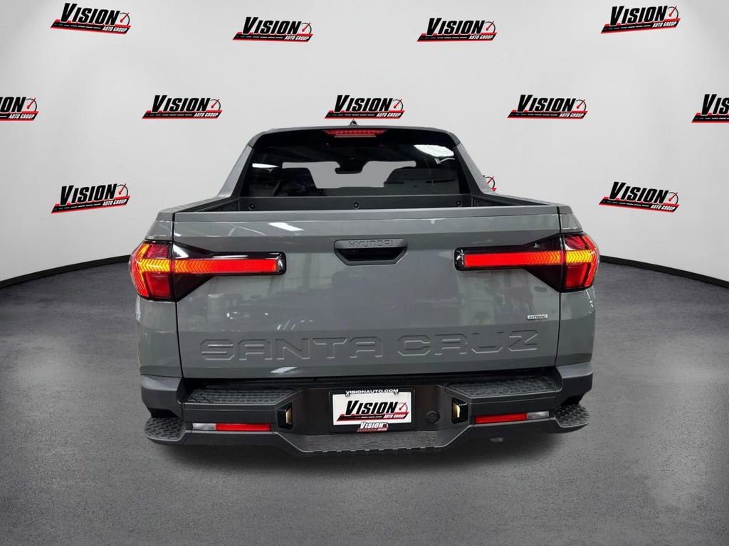 Used 2025 Hyundai Santa Cruz SEL image 6