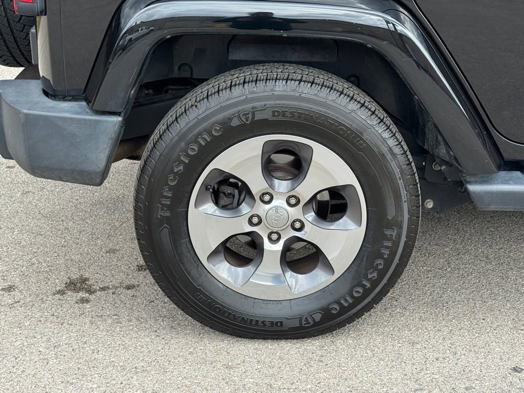 Used 2018 Jeep Wrangler Unlimited Sahara image 7