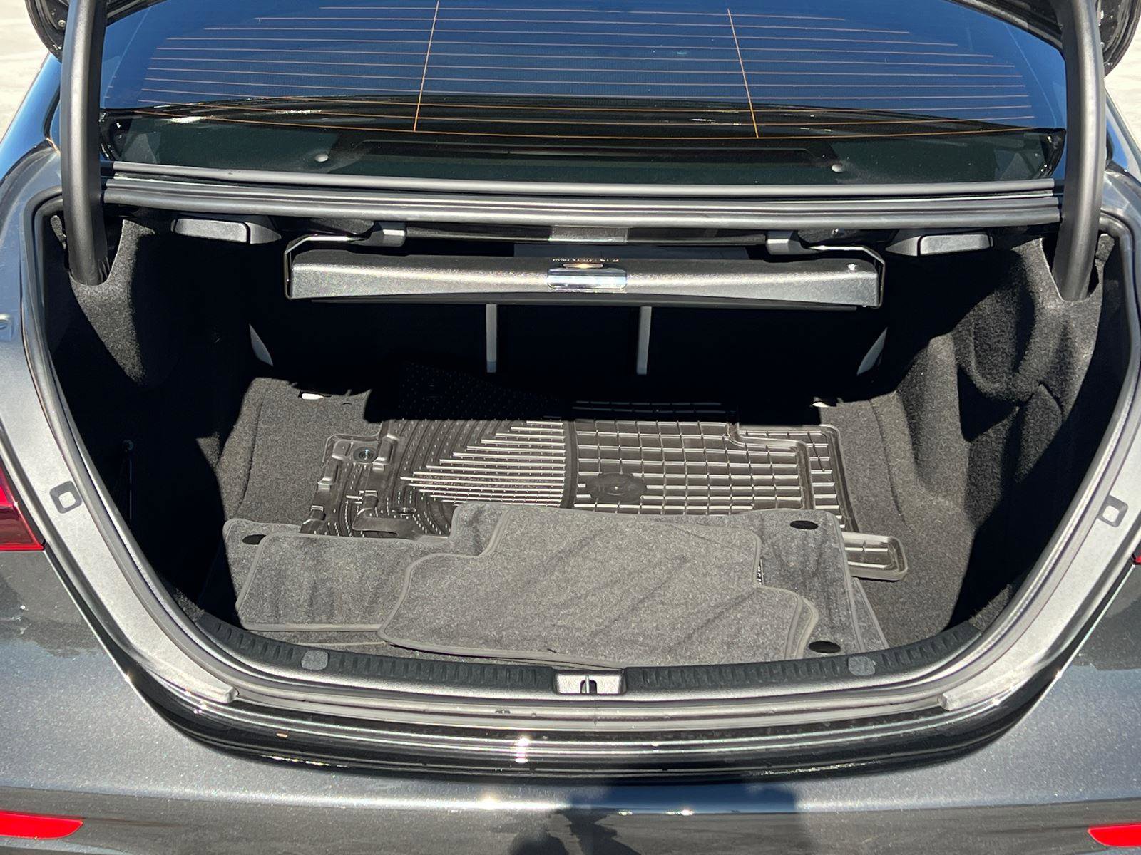 Used 2022 Mercedes-Benz E 350 Sedan image 18