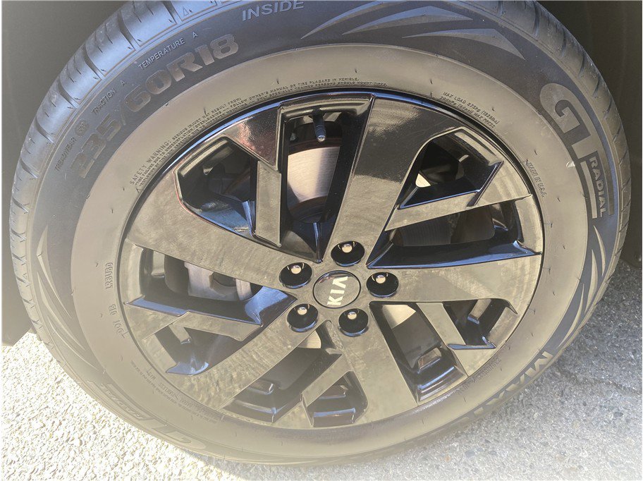 Used 2021 Kia Sorento S w/ Panoramic Sunroof Package image 18