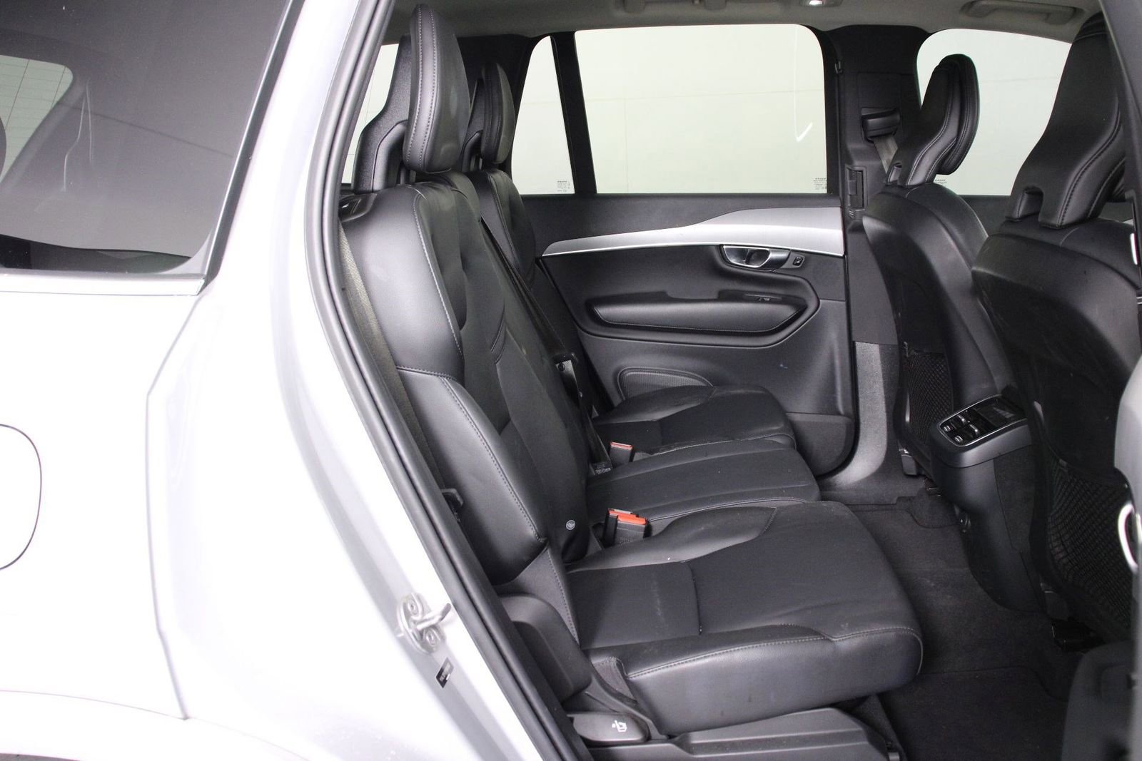 Certified 2023 Volvo XC90 B5 Core w/ Protection Package Premier AWD/4WD image 30