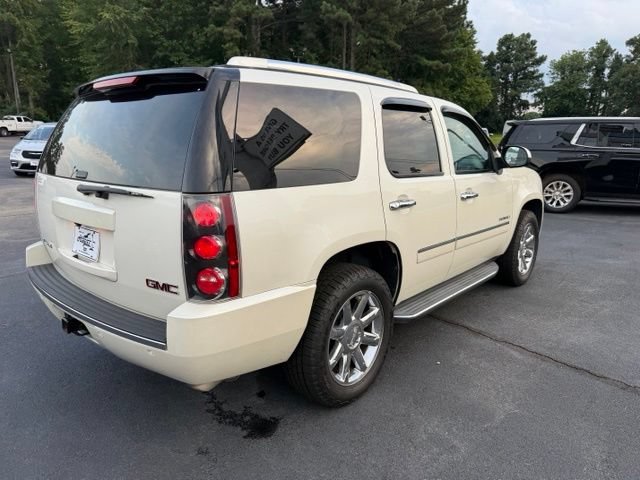 Used 2014 GMC Yukon Denali AWD/4WD image 5