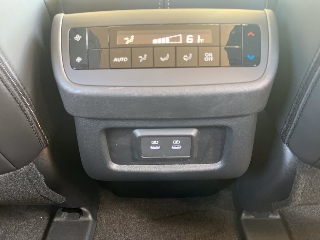 New 2026 Nissan Pathfinder SL FWD image 22