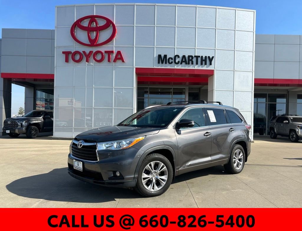 Used 2014 Toyota Highlander XLE image 1