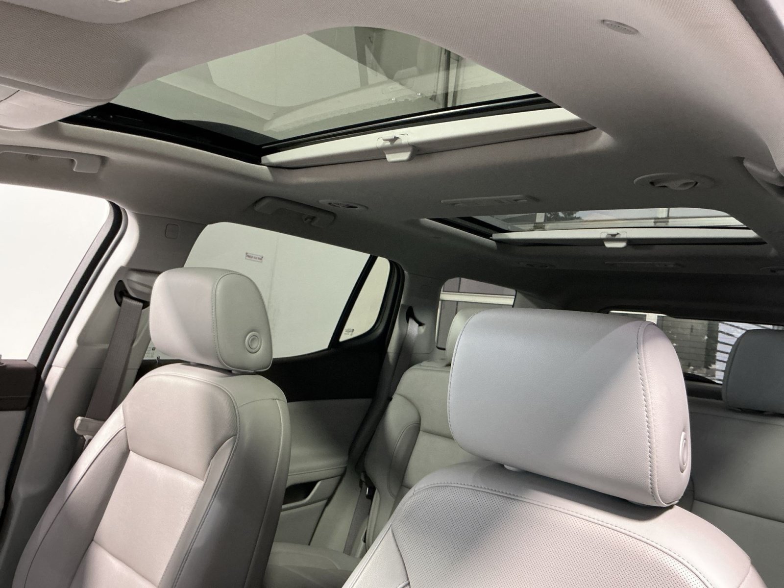 Used 2020 GMC Acadia SLT w/ Driver Alert Package II FWD image 25