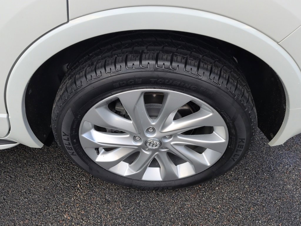 Used 2017 Buick Envision Premium image 11