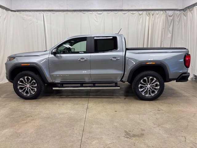 Used 2026 GMC Canyon Denali AWD/4WD image 7