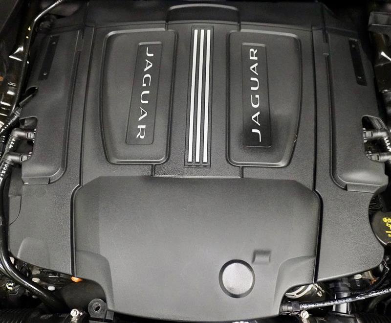 Used 2016 Jaguar XJ L Portfolio image 49