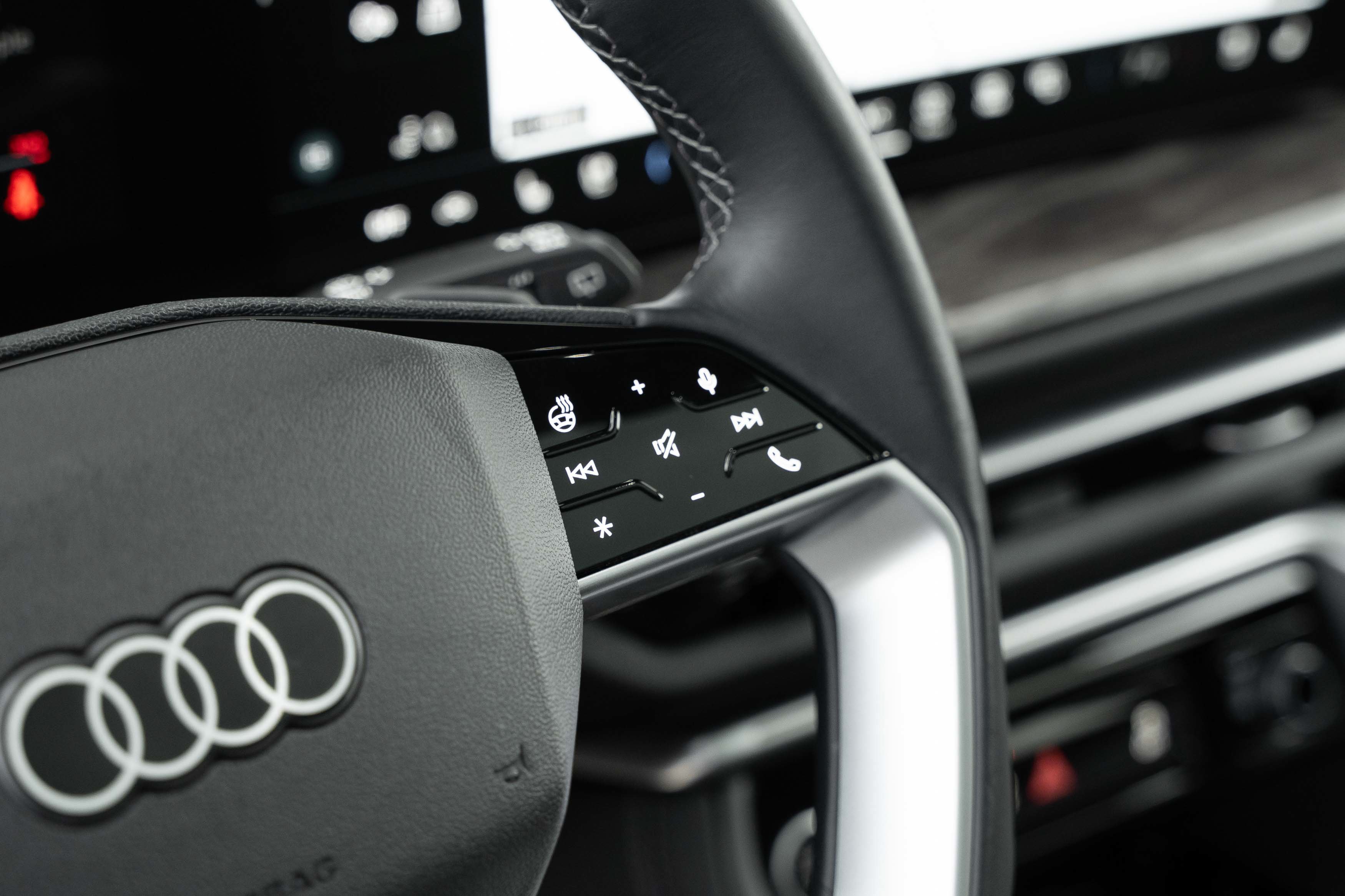 Certified 2025 Audi Q5 Premium AWD/4WD image 23