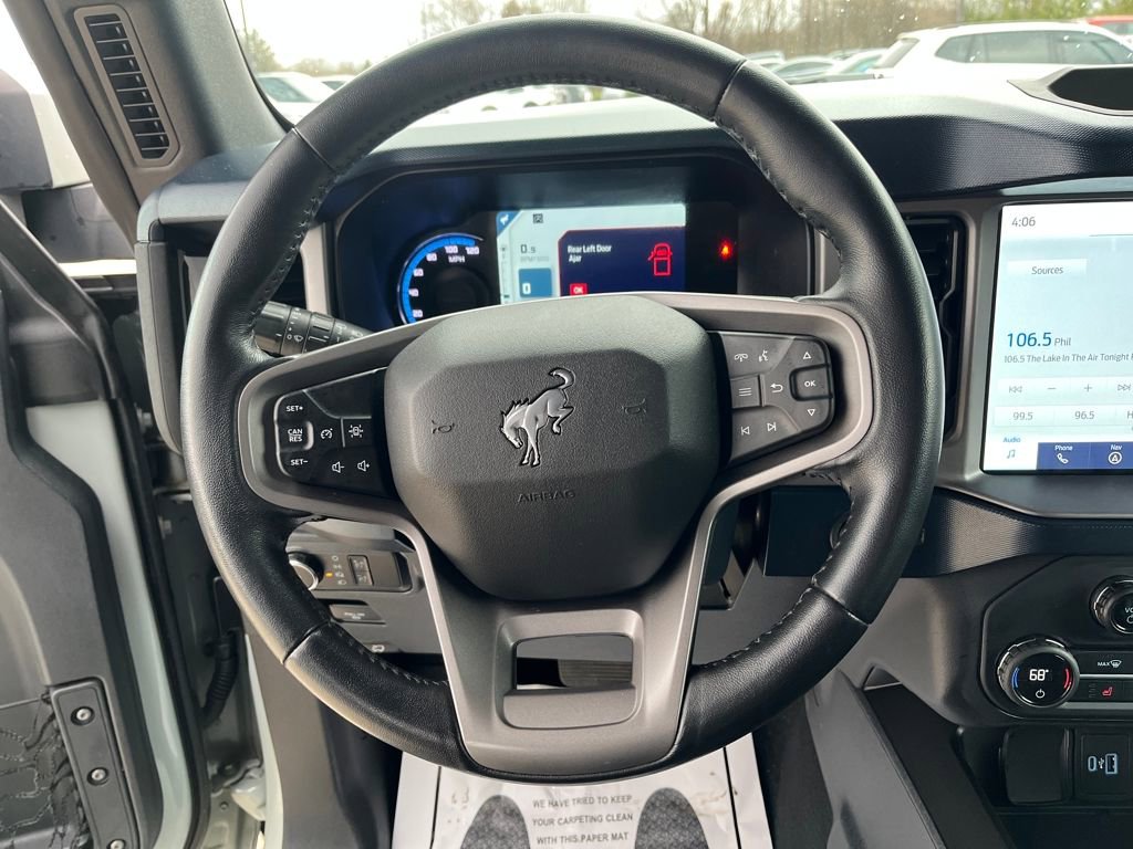 Used 2023 Ford Bronco Outer Banks image 14