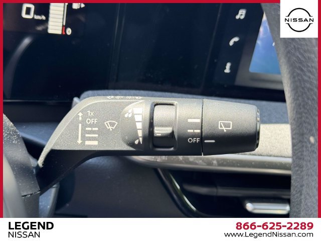 Certified 2025 Nissan Kicks SV AWD/4WD image 22